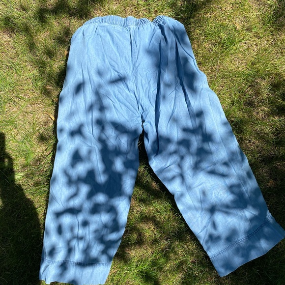 Soft Denim Summer 90s Vintage Style Capris - Picture 2 of 2
